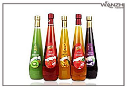 全自動(dòng)雙側(cè)面貼標(biāo)機(jī)_ 方瓶貼標(biāo)機(jī)_東莞市萬(wàn)志自動(dòng)化科技有限公司