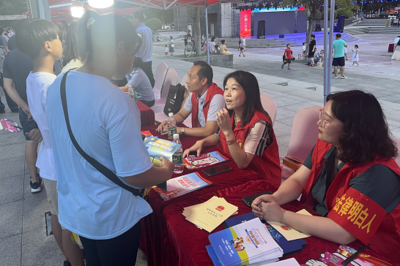 賈汪“法律夜市”出攤 點亮普法奇妙夜 解憂“零距離”親情化新生態